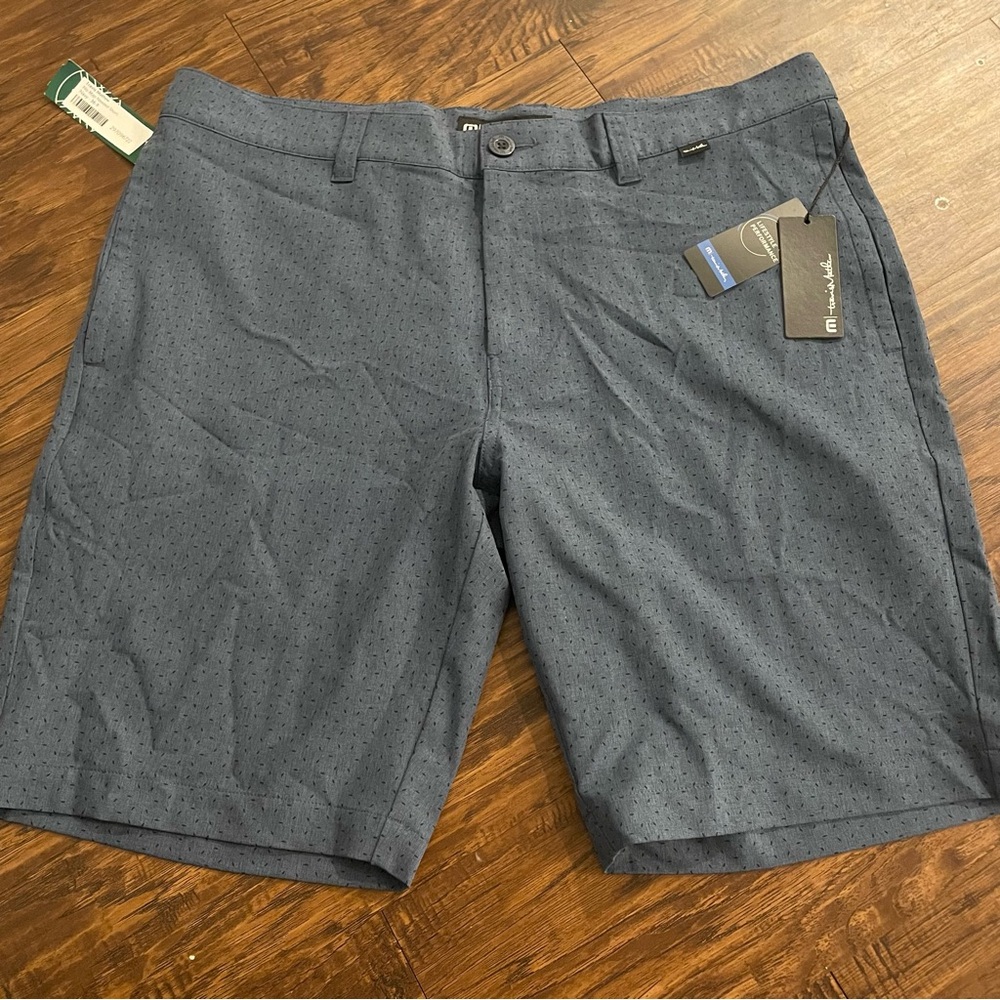 NWT Travis Mathew No Map Needed Golf Shorts 36 - 9” Inseam